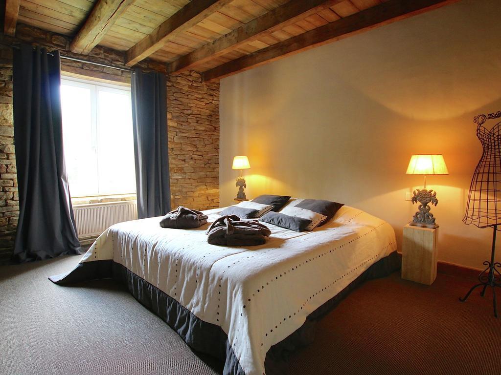 Unique Holiday Home In Virton With Jacuzzi Latour Exteriör bild