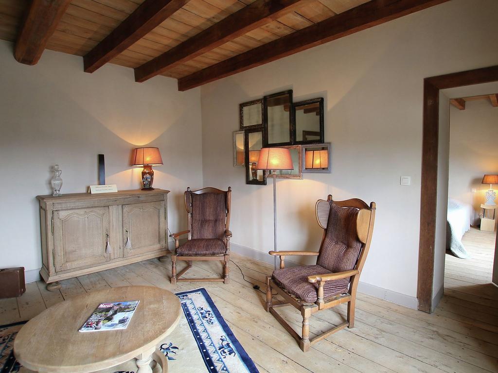 Unique Holiday Home In Virton With Jacuzzi Latour Exteriör bild